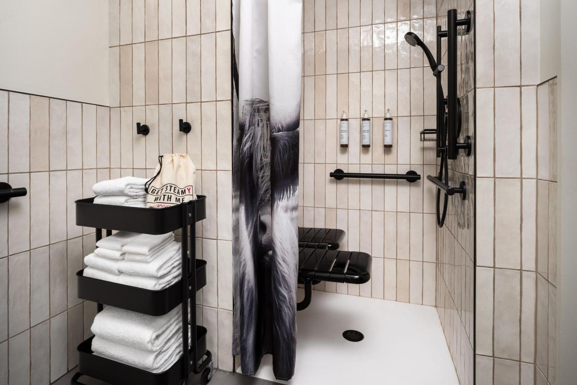 Hotel Moxy Boulder Extérieur photo